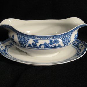 NORITAKE NIPPON ROYAL SOMETUKE GRAVY BOAT w/PLATE